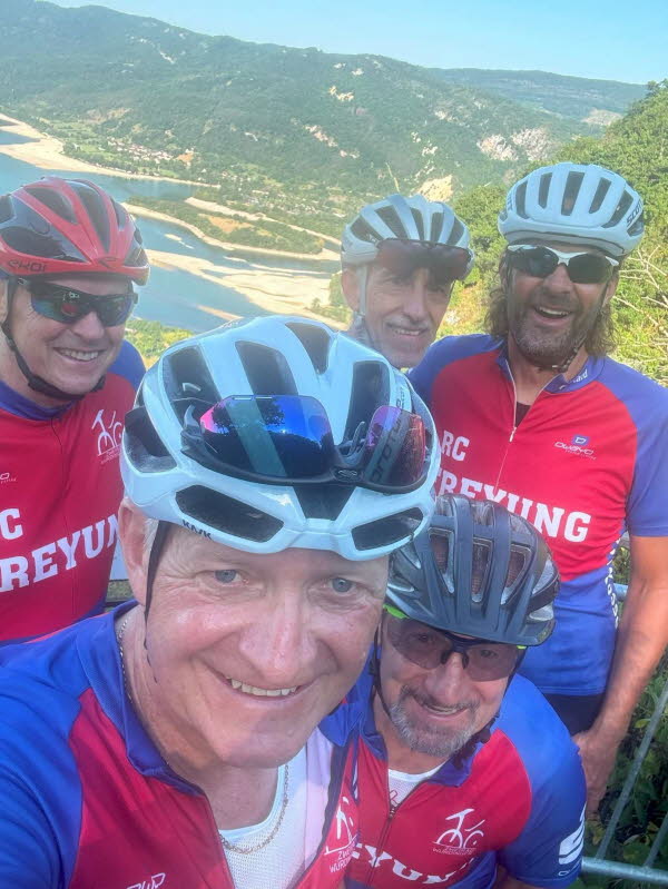 Gruppenfoto im Rhonetal